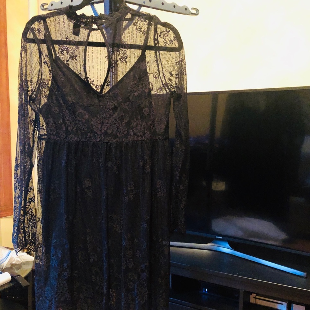 Forever 21 lace dress